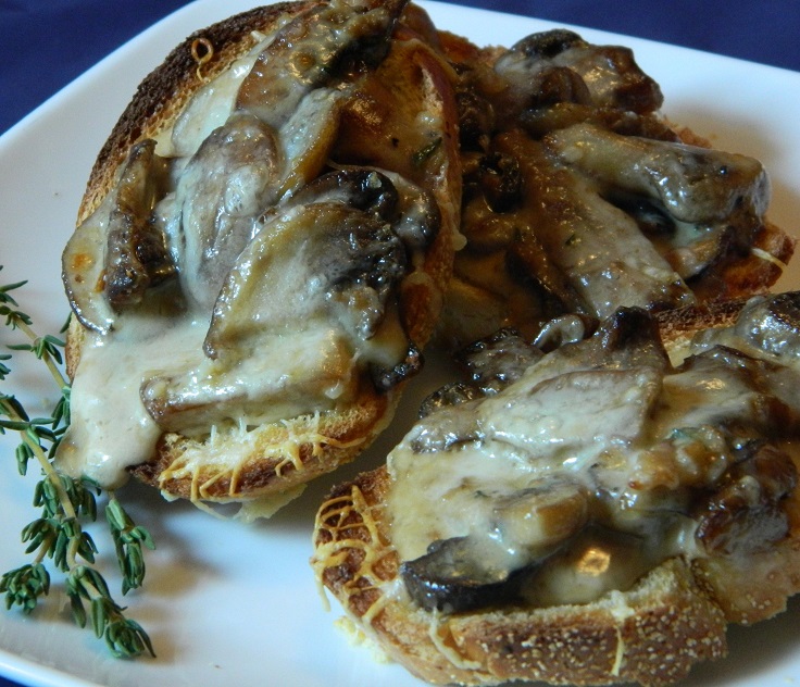 wild-mushroom-crostini