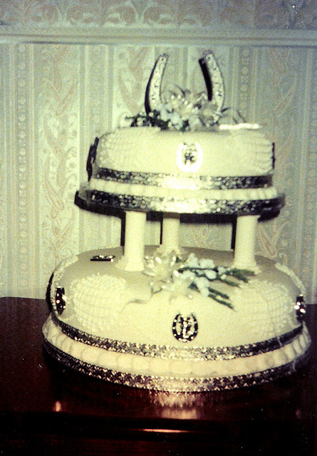 1950S Wedding Cakes
 1950s wedding cake
