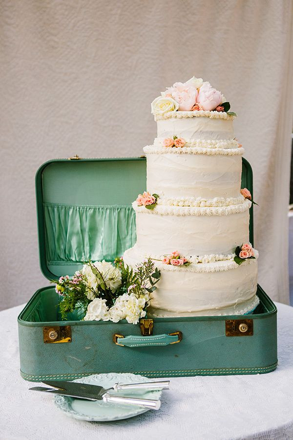 1950S Wedding Cakes
 20 Delightful Wedding Cake Ideas for the 1950s Loving