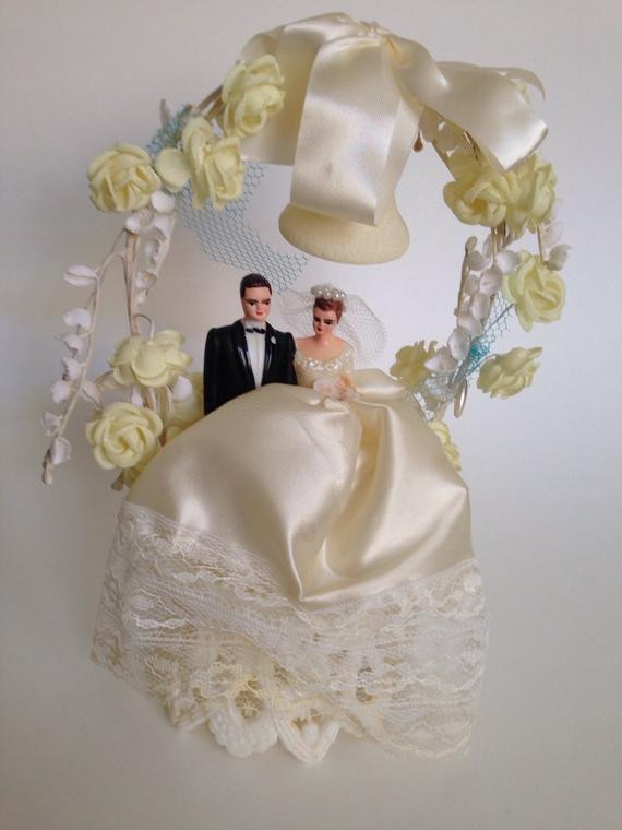 1950S Wedding Cakes
 Vintage 1950s 1960s Wedding Cake Topper Bride and Groom Bell