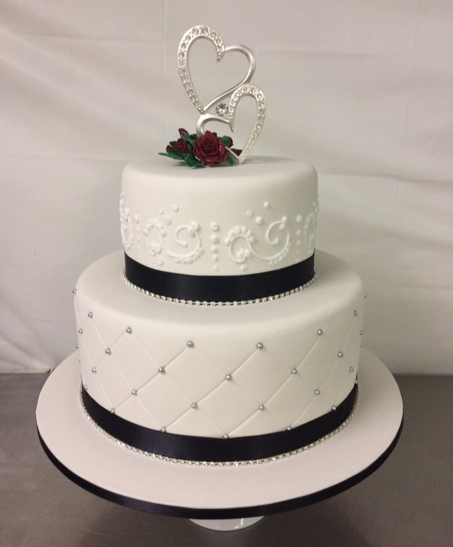 2 Layers Wedding Cakes
 2 tier wedding cake Annette s Heavenly Cakes