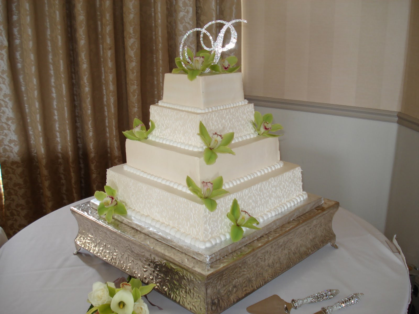 2 Tier Square Wedding Cakes
 2 Tier Square Wedding Cakes