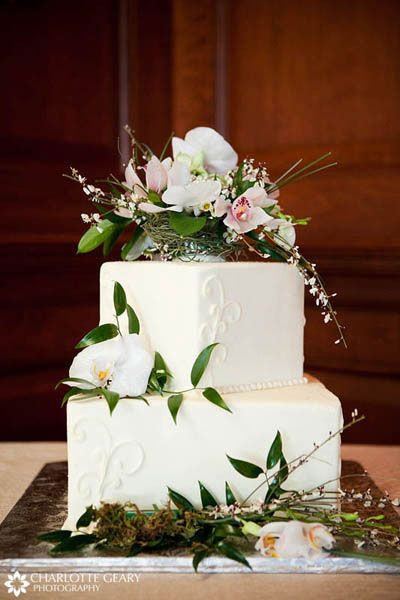 2 Tier Square Wedding Cakes
 Two tiered square wedding cake with floral cake topper