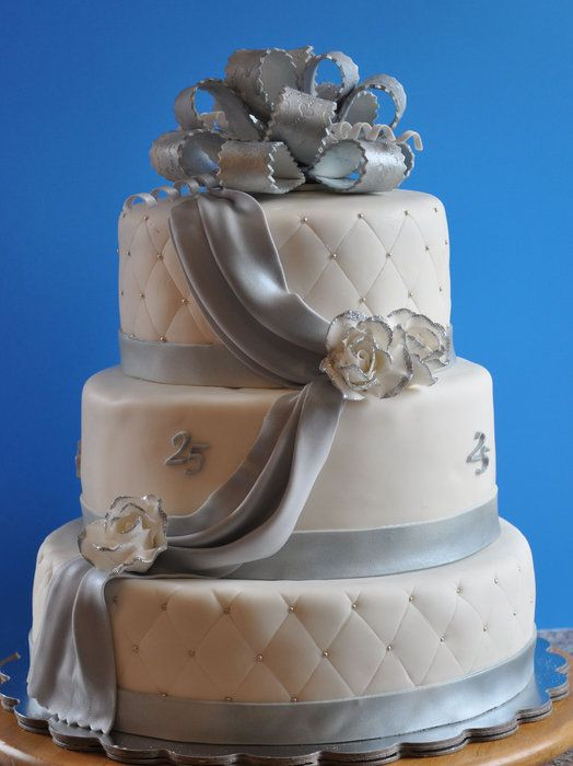 25Th Wedding Anniversary Cakes
 25th anniversary cake by yourfantasycakes