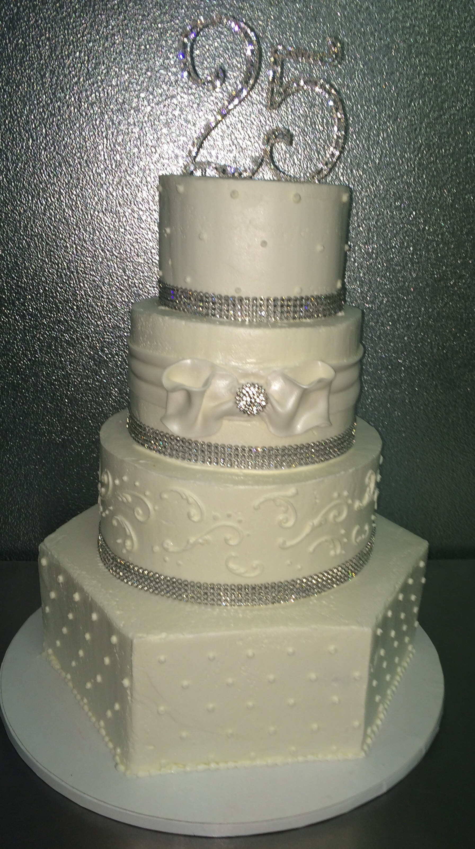 25Th Wedding Anniversary Cakes
 25th Anniversary Wedding Cake 608
