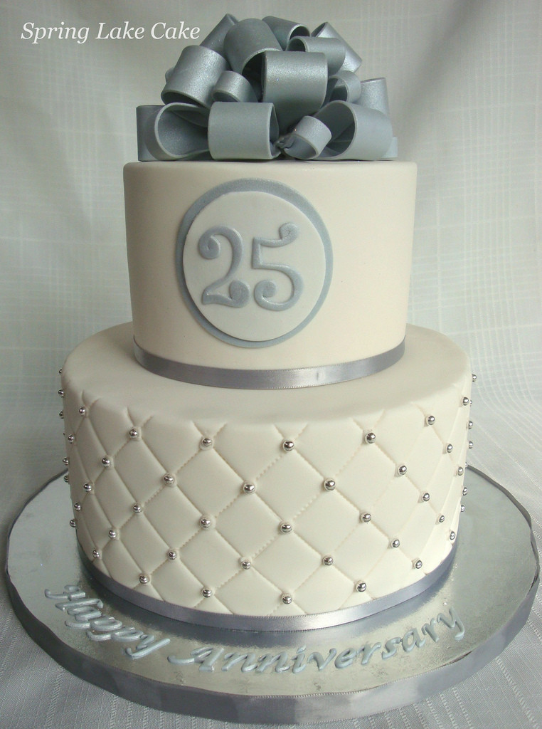 25Th Wedding Anniversary Cakes
 Silver Anniversary Cake