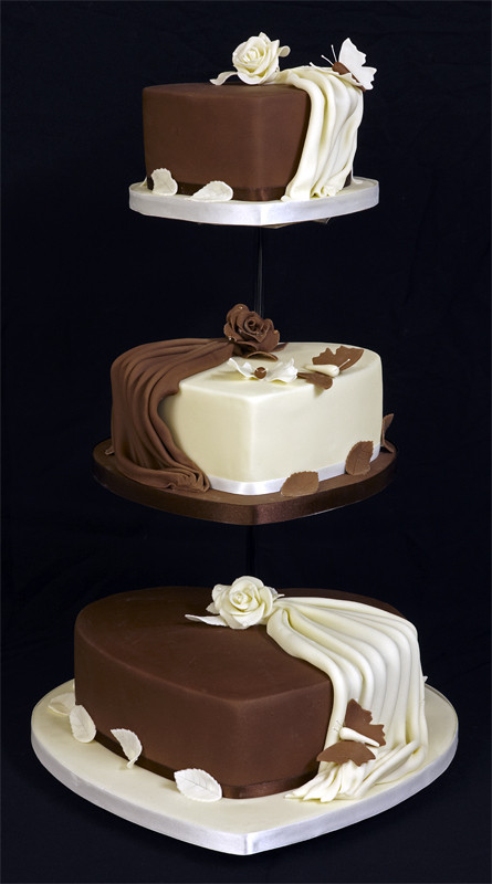 3 Tier Wedding Cakes Designs
 Amazing 3 Tier Heart Shaped Wedding Cake Design on