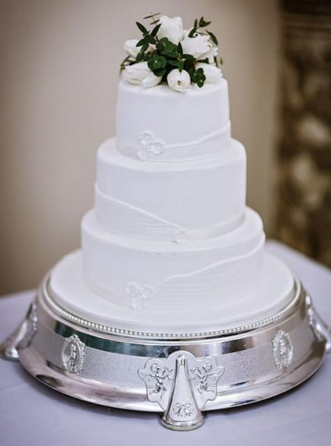 3 Tier Wedding Cakes Sizes
 Elegant smaller size 3 tier white wedding cake with fresh