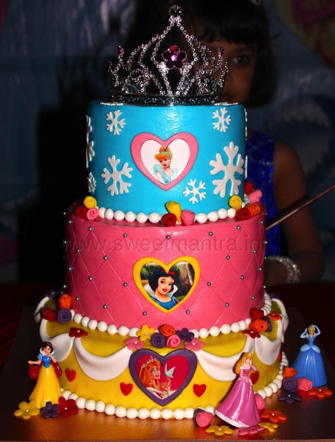 3D Wedding Cakes
 Customized 3 tier Princess theme 3D birthday cake cake