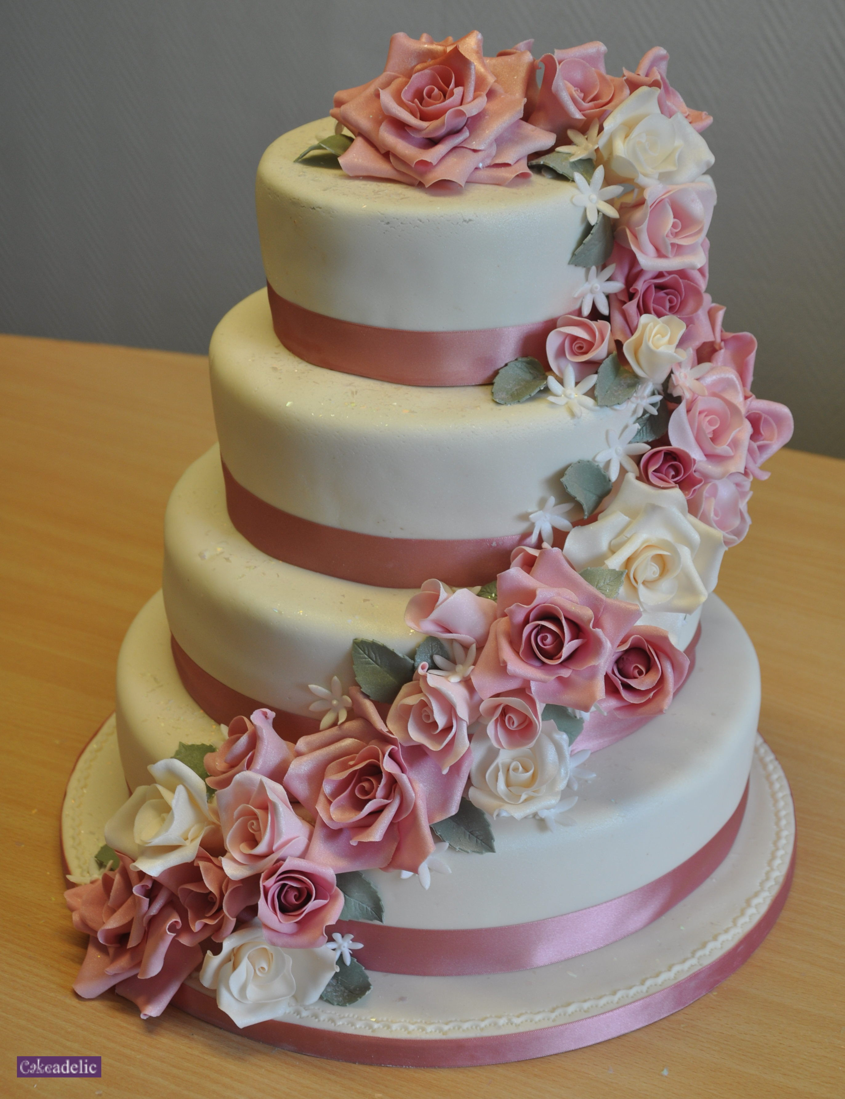4 Layered Wedding Cakes
 4 layer wedding cake idea in 2017