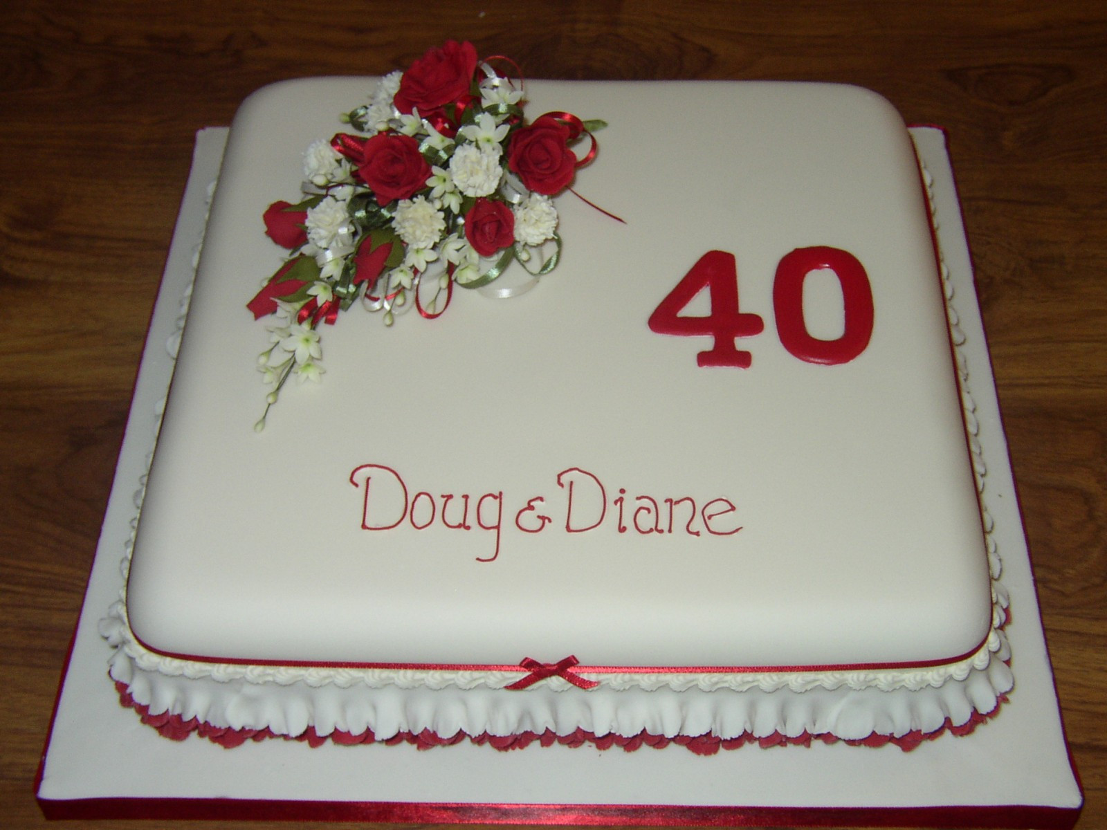 40Th Wedding Anniversary Cakes
 40th Wedding Anniversary Cake With Red Rose Flower Spray