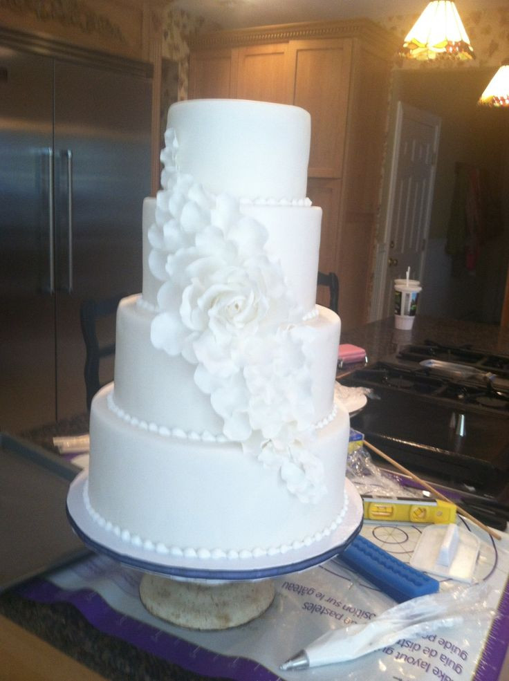 6 Inch Wedding Cakes
 1000 images about 6 inch cake ideas on Pinterest