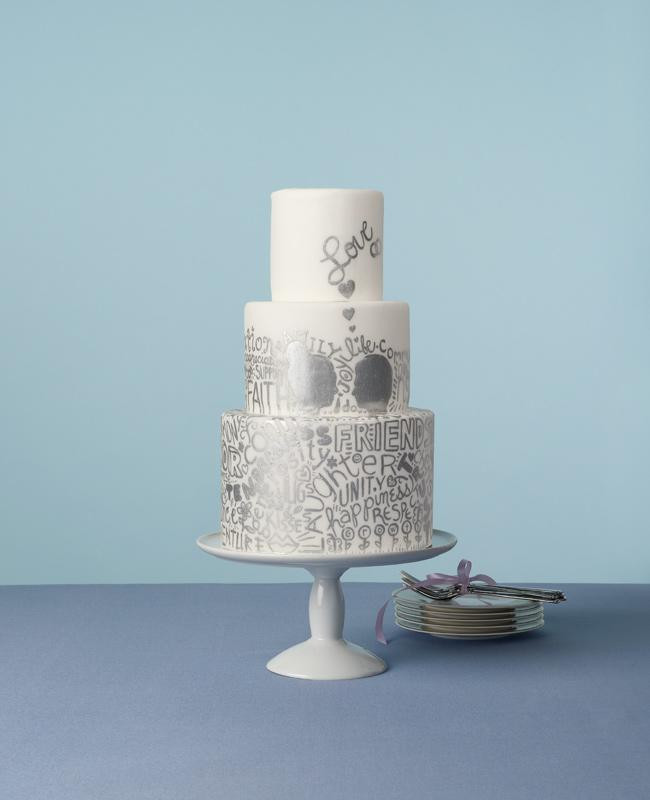 90S Wedding Cakes
 90s Inspired Wedding Ideas