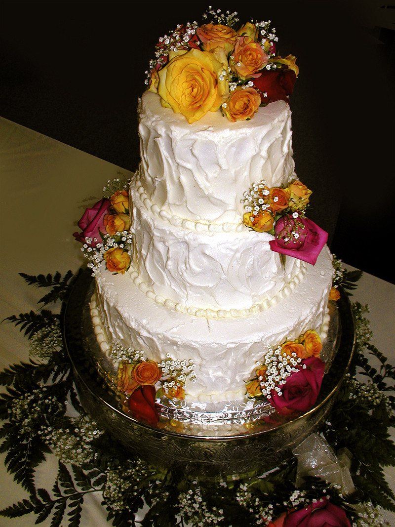 Affordable Wedding Cakes Nyc
 How to Save Money on Ordering Wedding Cakes through a