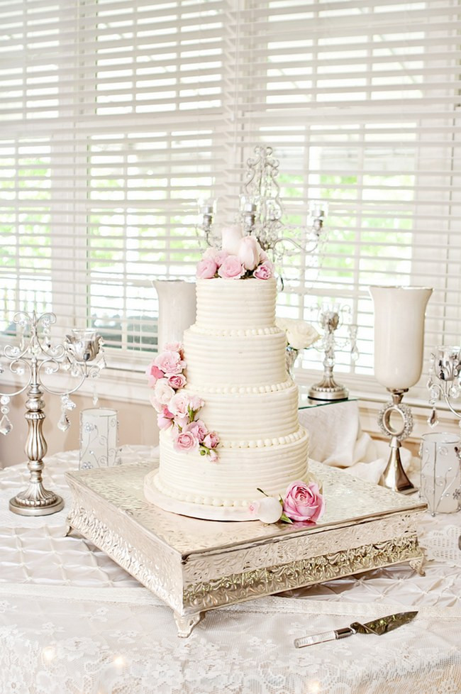 All White Wedding Cakes
 25 Amazing All White Wedding Cakes