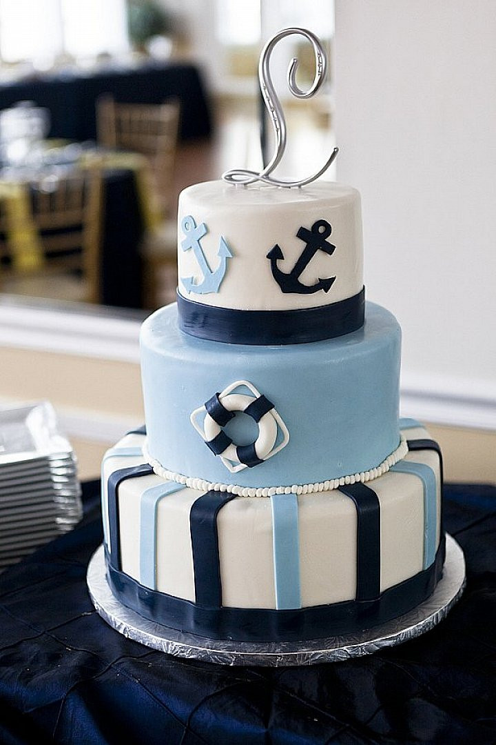 Anchor Wedding Cakes
 10 Nautical Wedding Cakes Too Pretty you may not want to