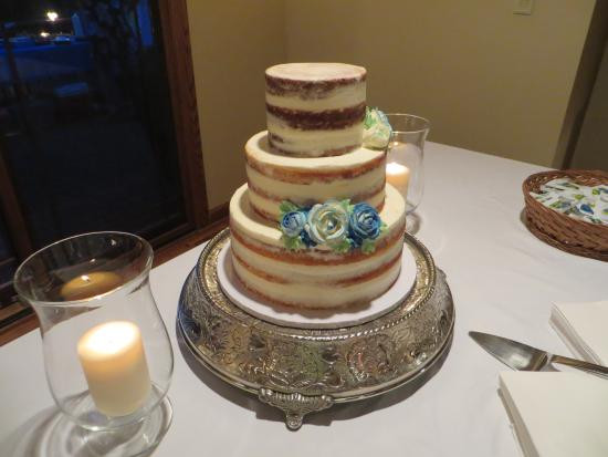 Angel Food Wedding Cakes
 Angel food wedding cake idea in 2017