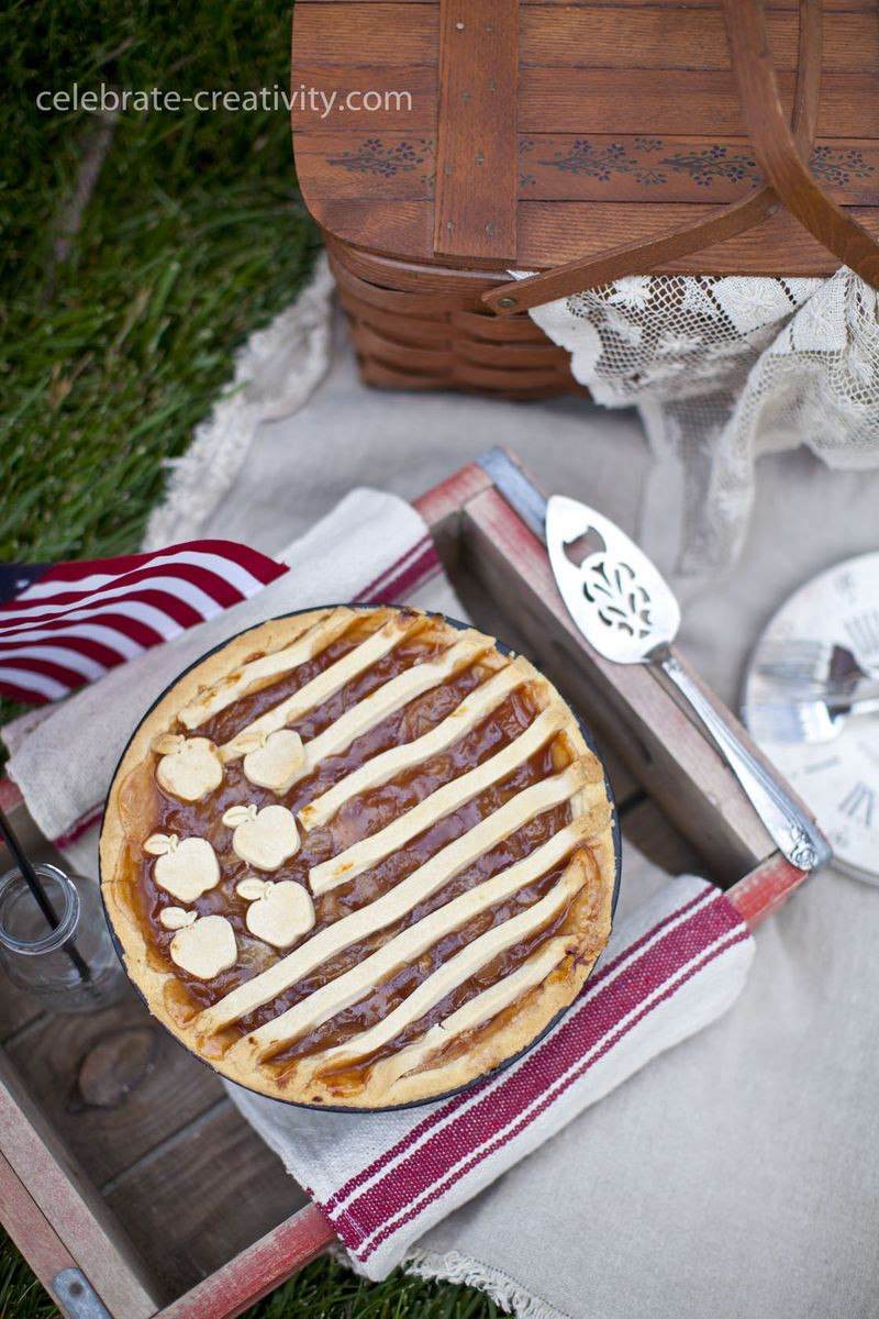 Apple Pie 4Th Of July
 Thistlekeeping Thistlewood Farm