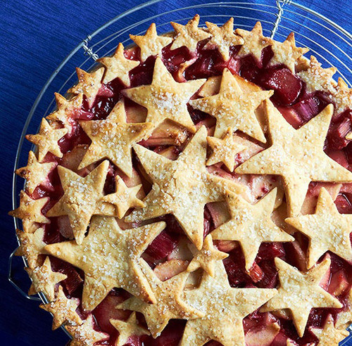 Apple Pie 4Th Of July
 Pinterest Picks 10 Patriotic Desserts to Celebrate July