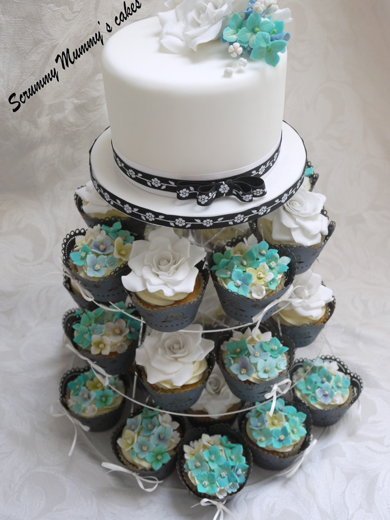 Aqua Wedding Cakes
 Scrummy Mummy s Cakes Aqua and white wedding cake and