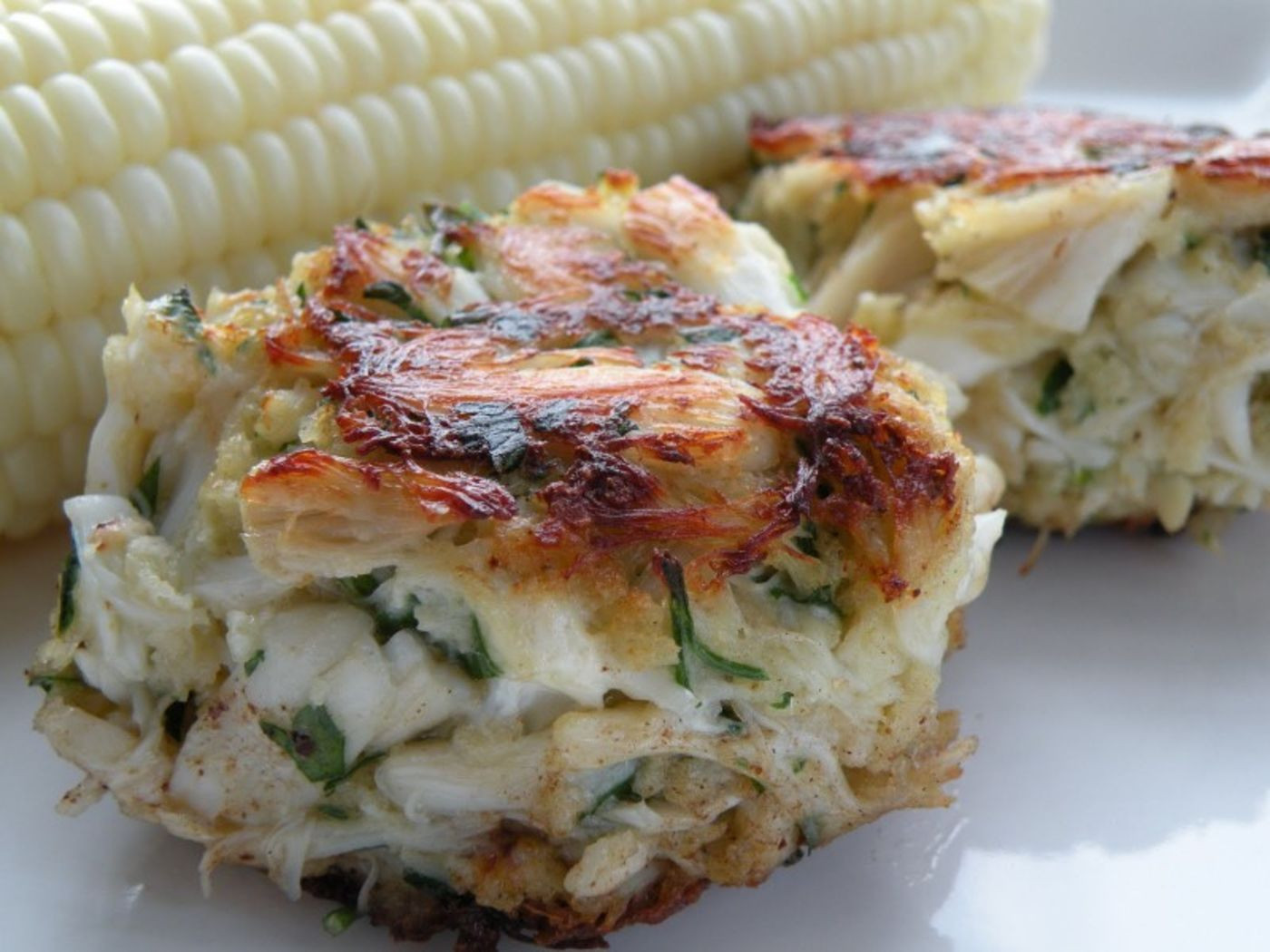 Are Crab Cakes Healthy
 15 Delicious Super Bowl Appetizers and Dips The Girl