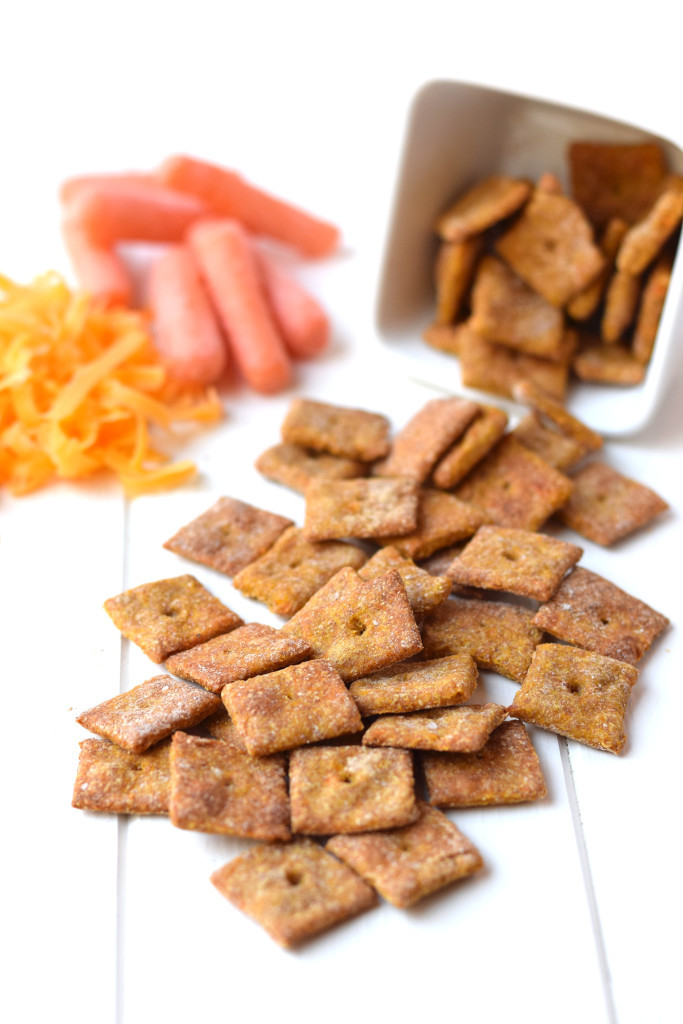 Are Crackers Healthy
 4 Ingre nt Cheesy Carrot Crackers