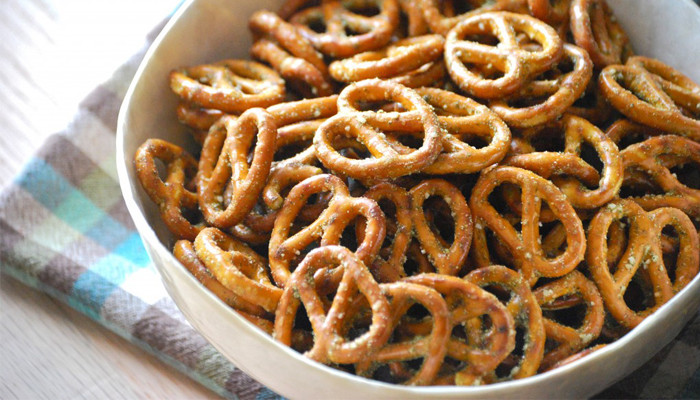 Are Pretzels Unhealthy
 10 Unhealthy Snacks You re Eating That Jeopardise Your
