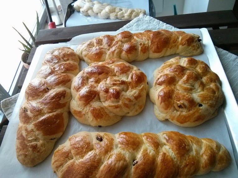Armenian Easter Bread
 Pomegranates365 Choreg Choereg Armenian Easter Bread