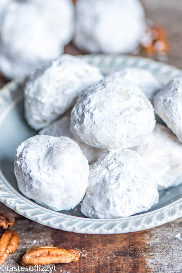 Authentic Mexican Wedding Cookies Recipe
 Mexican Wedding Cookies Traditional Butterball Snowball