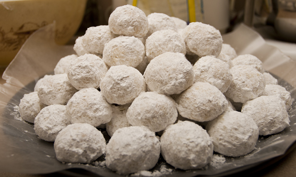 Authentic Mexican Wedding Cookies Recipe
 TRADITIONAL MEXICAN WEDDING COOKIES Points Recipes