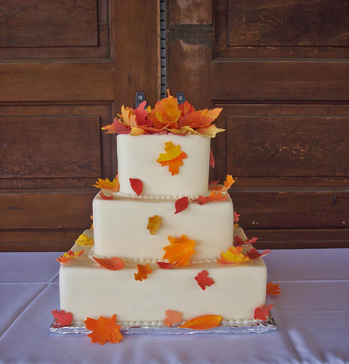 Autumnal Wedding Cakes
 GAME Build a fall themed wedding NWR Chit Chat