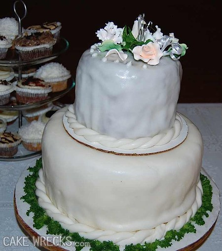 Bad Wedding Cakes
 Cake Wrecks Home Underwhelmingly Bad Wedding Cakes