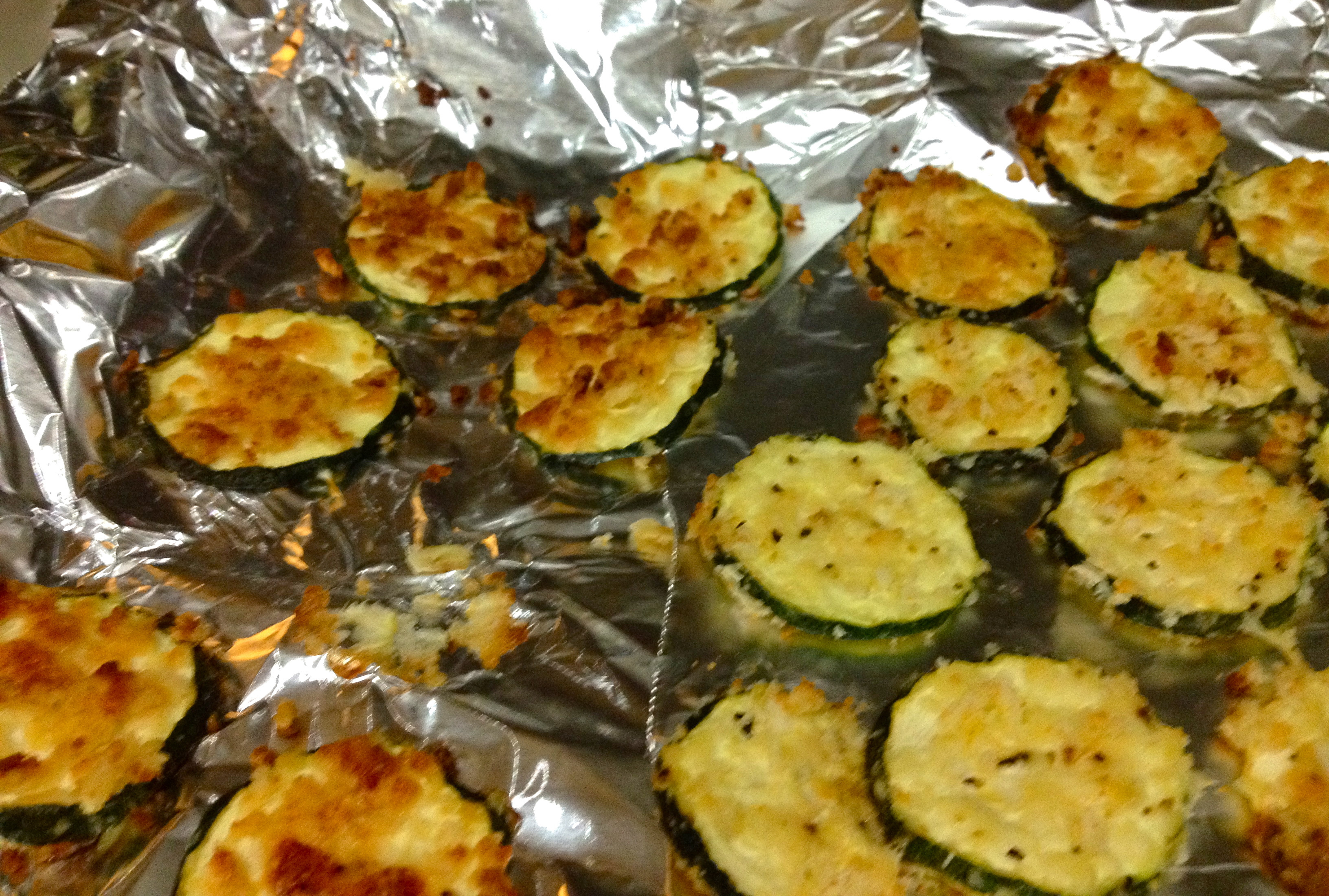 Baked Summer Squash
 Baked Zucchini and Summer Squash Chips – KellyintheKitchen