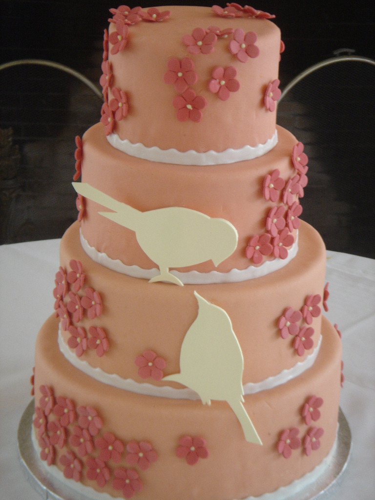 Baking Wedding Cakes
 Albemarle Baking pany Charlottesville VA