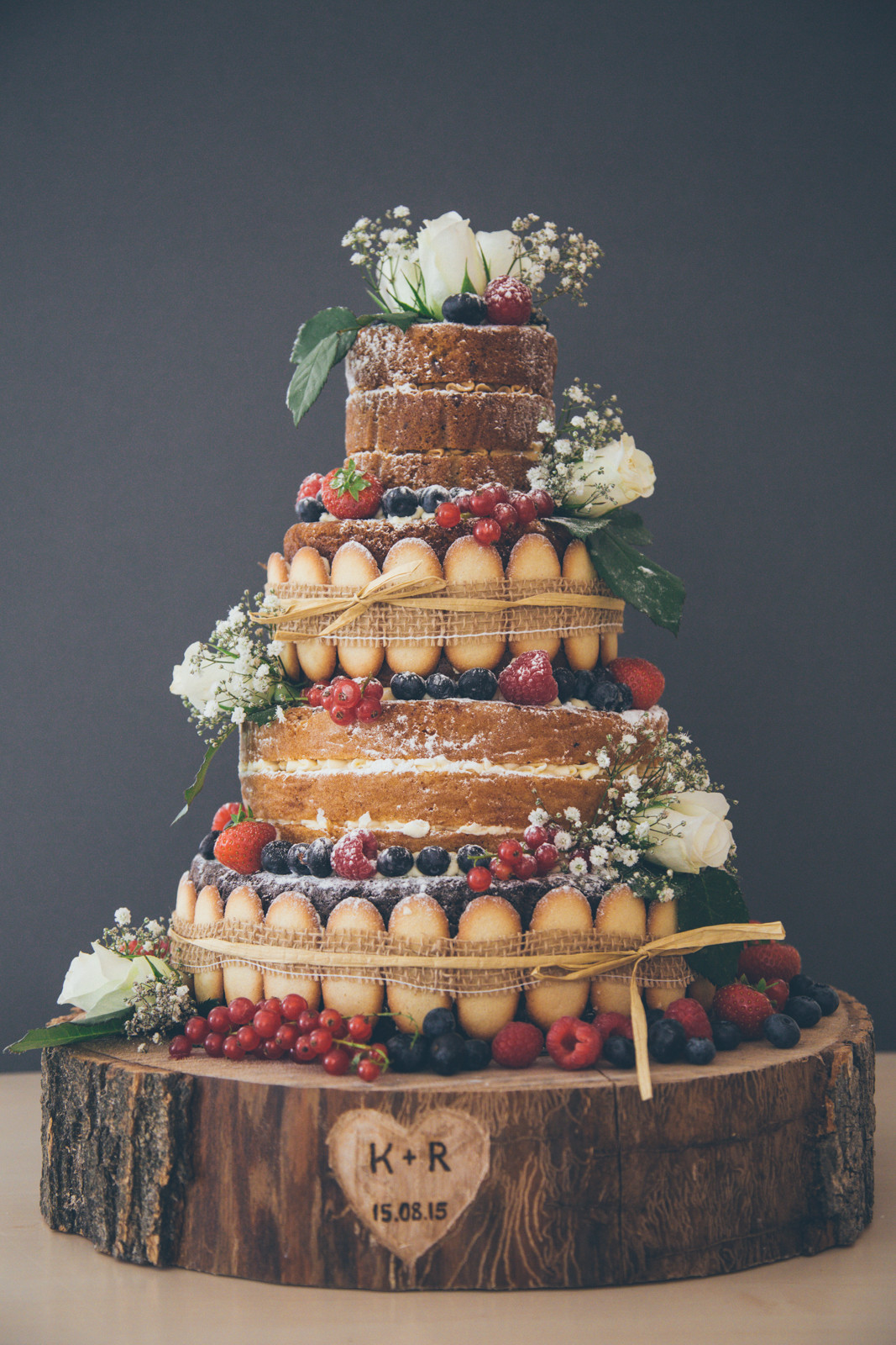 Bare Wedding Cakes
 Six Naked Wedding Cake Ideas