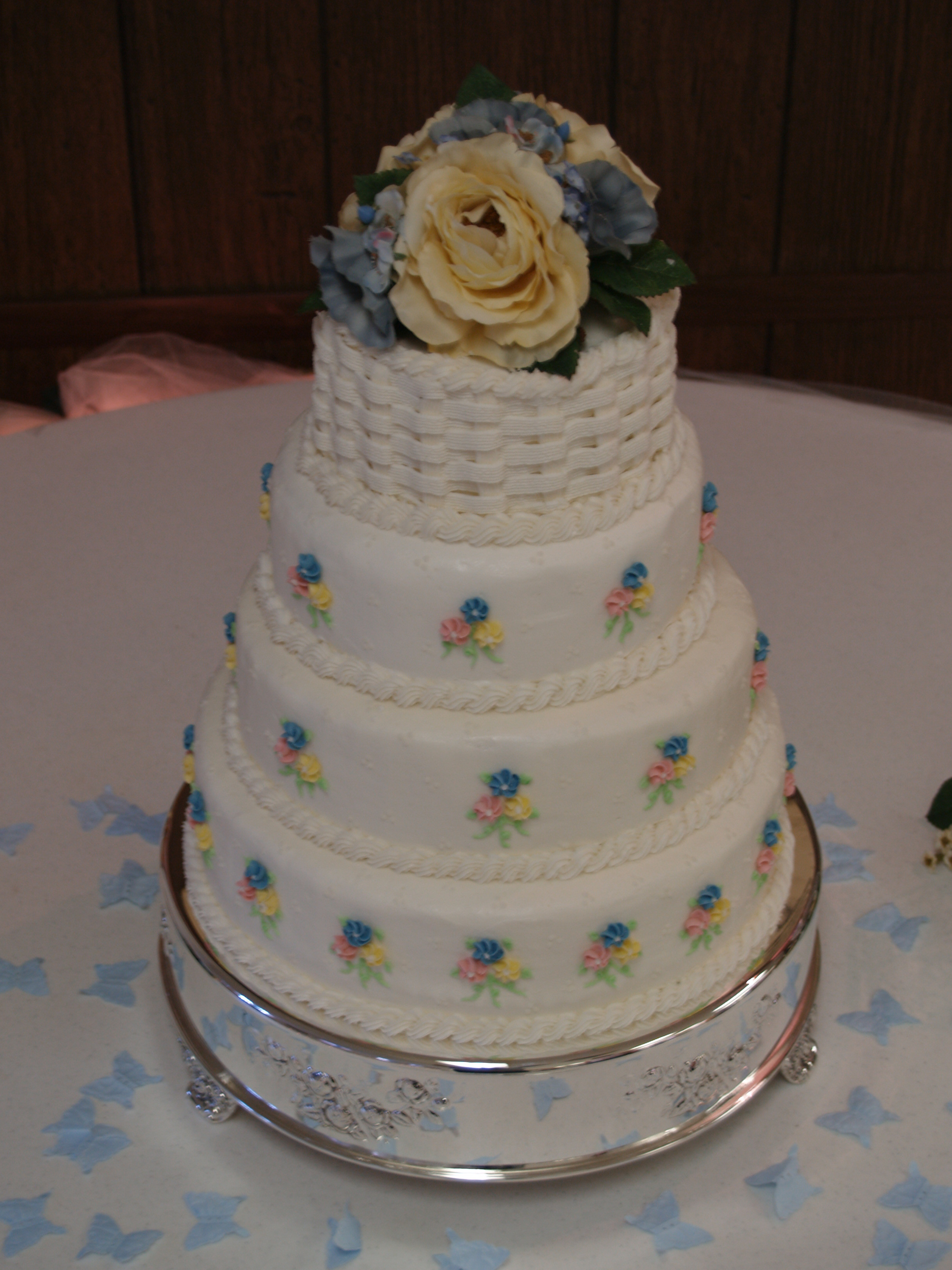 Basket Weave Wedding Cakes
 4 tier basket weave front