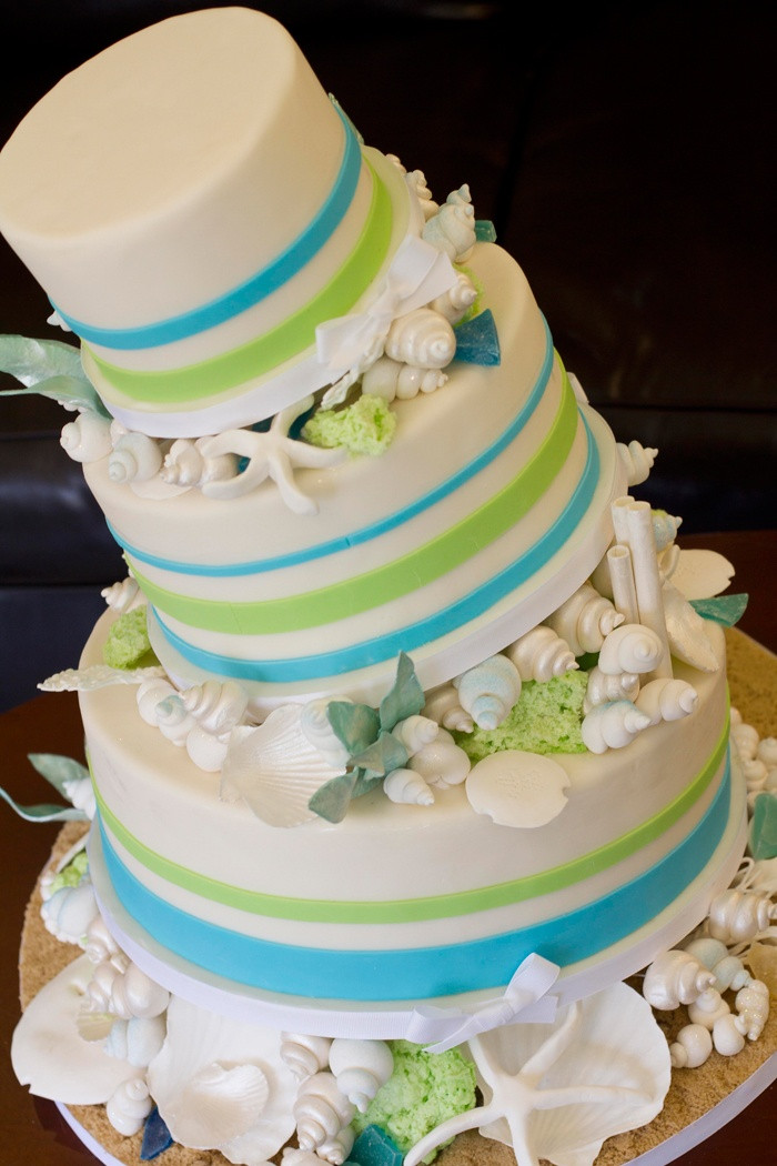 Beach Wedding Cakes
 23 Fun Beach Wedding Cake Ideas