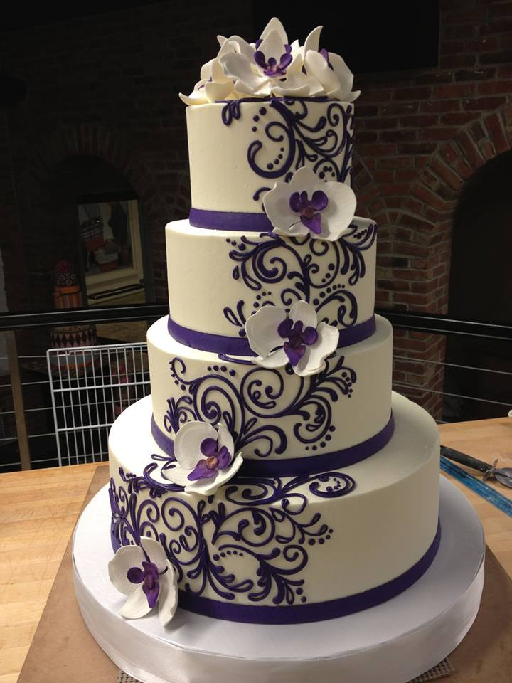 Beautiful Wedding Cakes
 10 Beautiful Wedding Cakes We Love