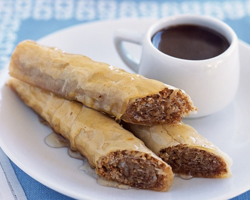 Best Healthy Sweet Snacks
 Baklava with Honey Syrup