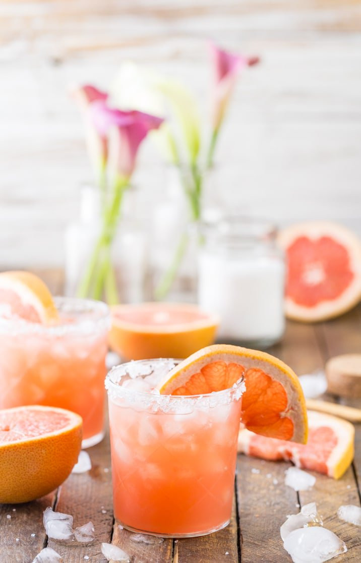 Best Summer Drinks With Vodka
 Grapefruit Salty Dog