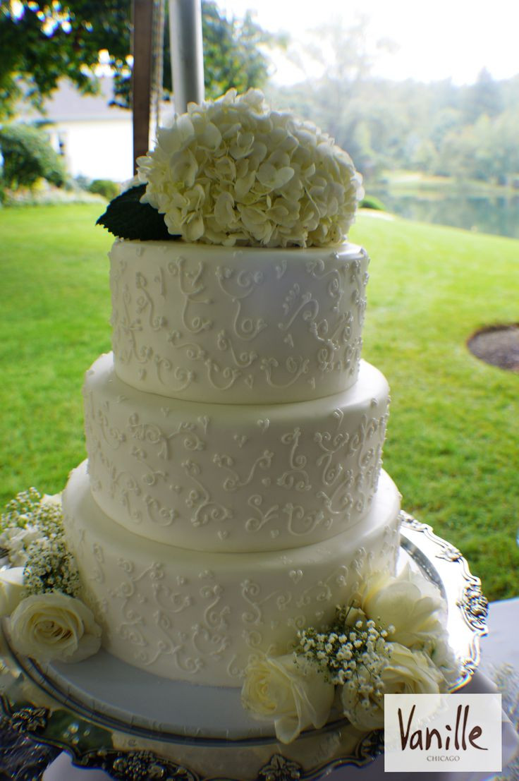 Best Wedding Cakes Chicago
 51 best Vanille Chicago Wedding Cakes images on Pinterest