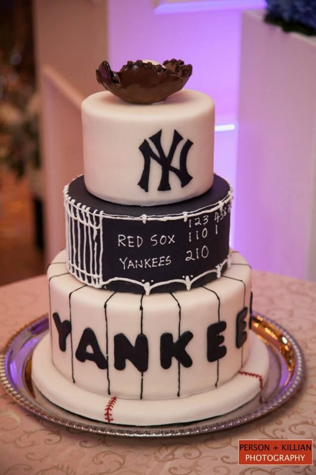 Best Wedding Cakes Nyc
 Best 25 Baseball wedding cakes ideas on Pinterest