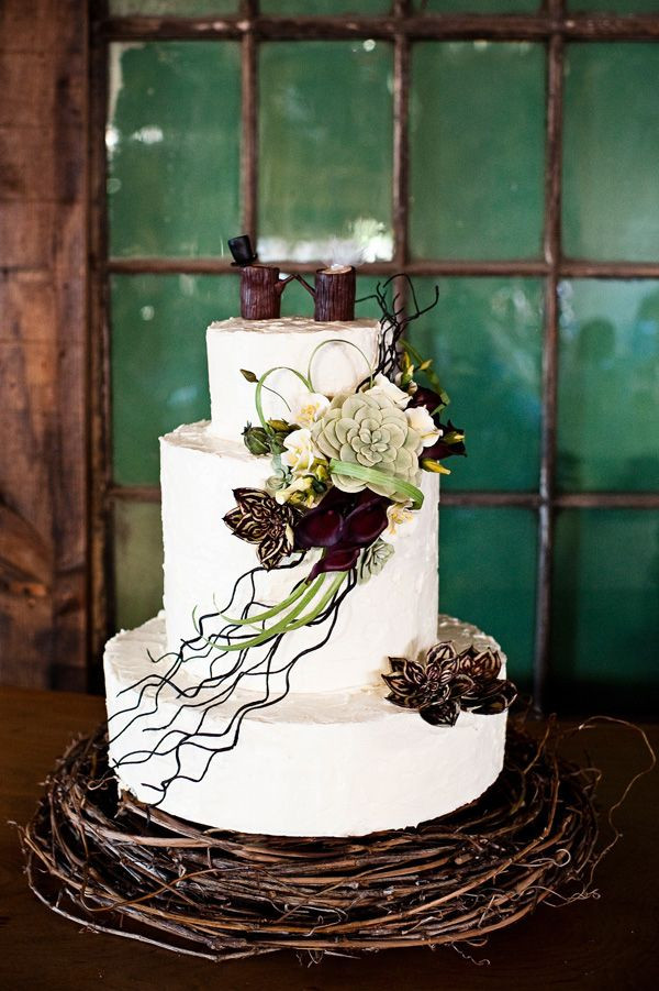 Best Wedding Cakes Seattle
 Industrial Sodo Park Seattle Wedding From Laurel McConnell