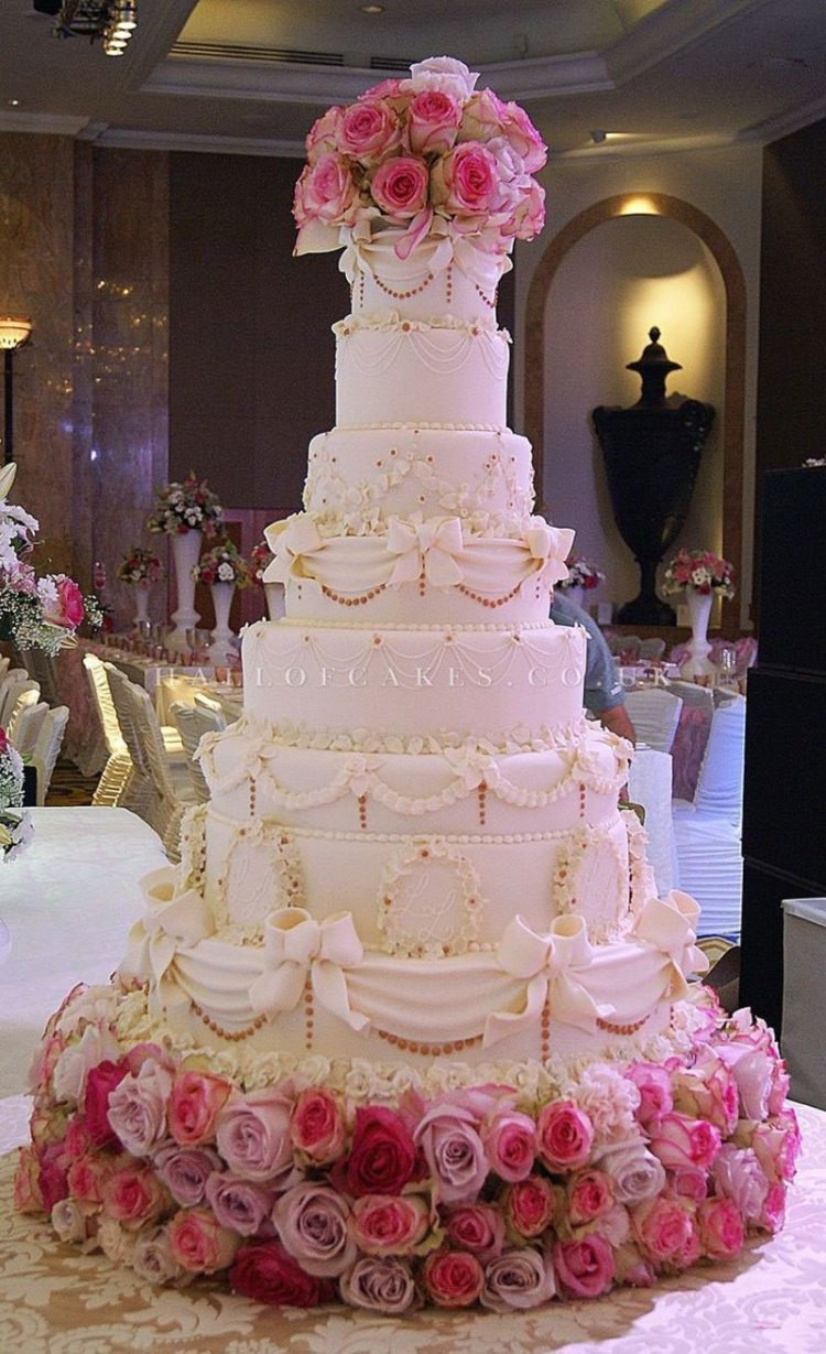 Best Wedding Cakes
 15 Best Wedding Cake Flavor binations