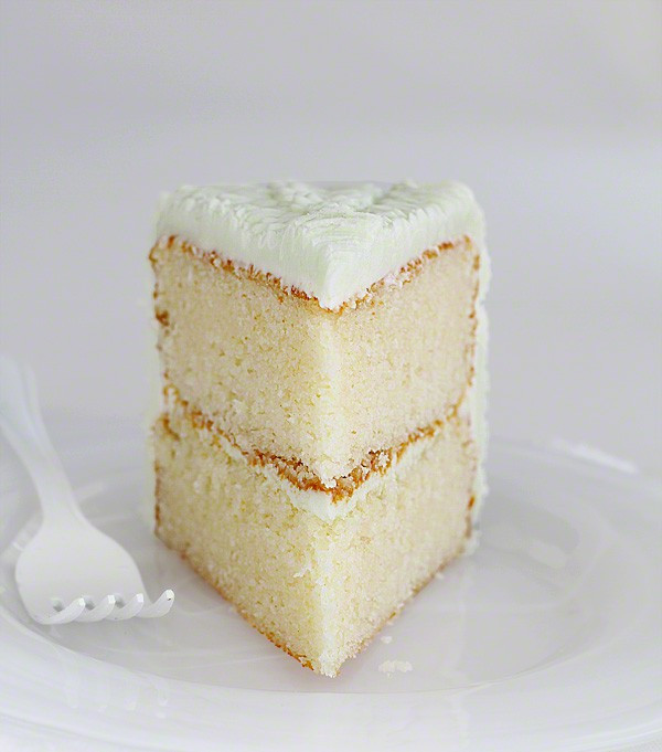 Best White Wedding Cake Recipe
 The Perfect Bakery Style White Cake i am baker