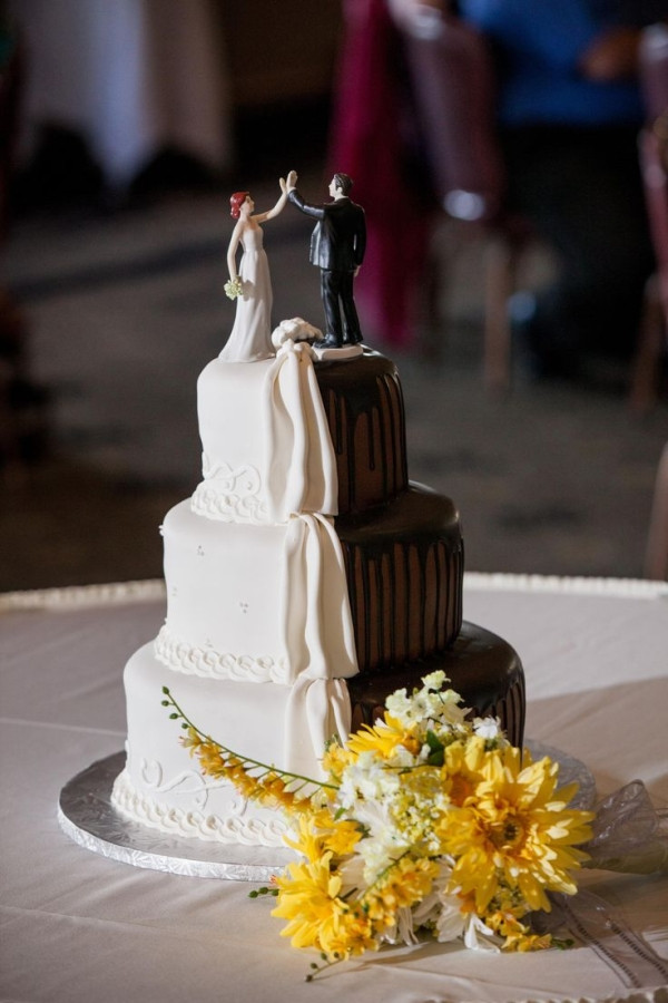 Bethel Bakery Wedding Cakes
 Half White and Half Chocolate wedding cake with cake