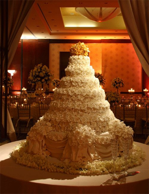 Biggest Wedding Cakes Ever
 8 Big Cakes Ever World s Biggest Wedding Cake Ever