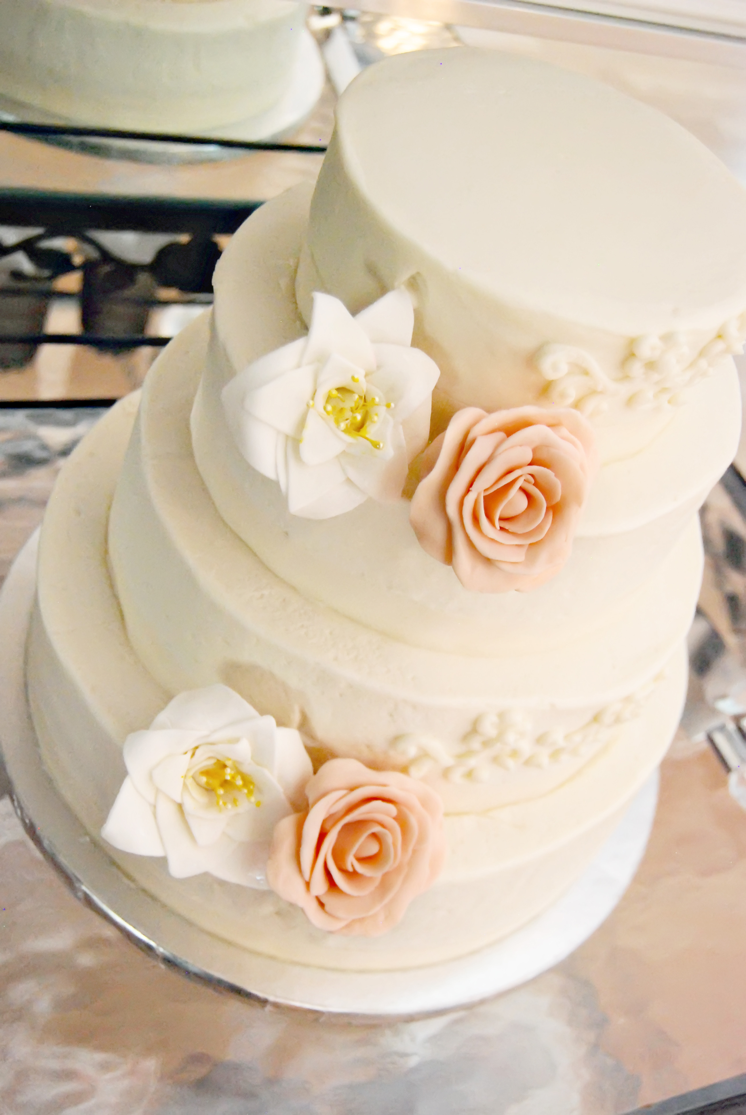 Bilo Wedding Cakes
 Lowes Foods Bakery Products