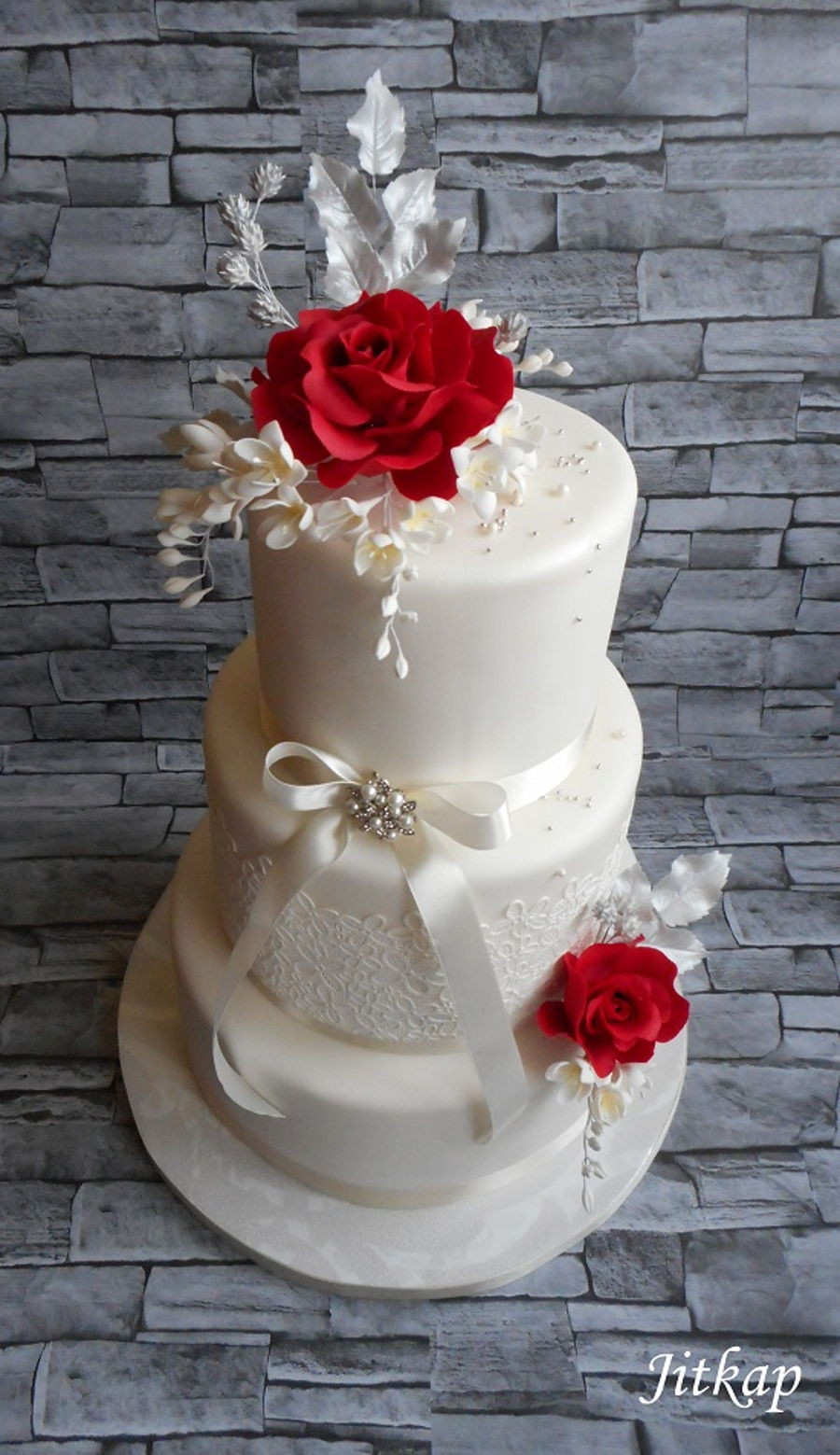 Bilo Wedding Cakes
 Romantic Wedding Cake Cake Set CakeCentral