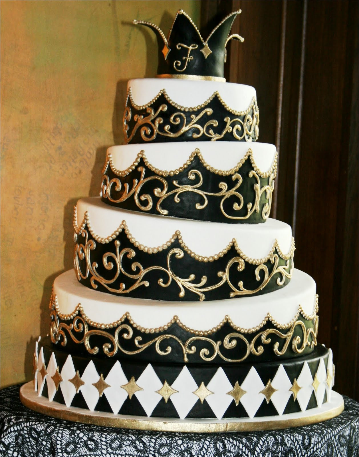 Black Wedding Cakes
 Wedding Cakes Black And White